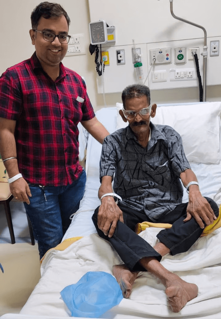 Free Cataract Surgery for Roadside Resident Ashok Pawar — photo 5